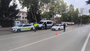 Konya'da polis ekipleri okul çevrelerinde trafik ve asayiş denetimleri gerçekleştirildi 