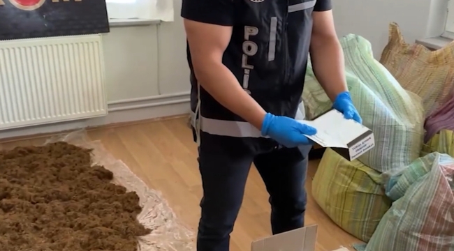 Konya polisinden okul karşısındaki kaçak sigara imalathanesine baskın 