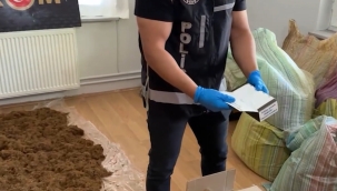 Konya polisinden okul karşısındaki kaçak sigara imalathanesine baskın 