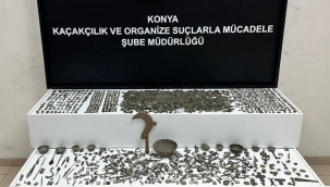 Konya polisinden 'tarihi' operasyon! Binlerce tarihi eseri yurt dışına kaçıramadan yakalandılar 