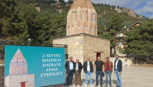 Seyyid Mahmud Hayrani dualar ve semahlarla anıldı. 