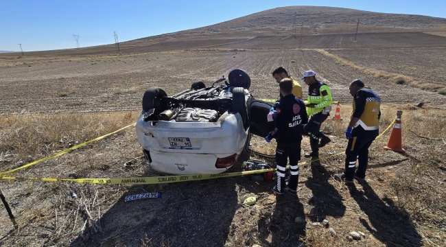 Yunak'ta Araç Takla Atıp Şarampole Uçtu 3 Ölü 2 Yaralı 
