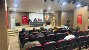 YUNAK'TA BELLETMEN ÖĞRETMENLERLE TOPLANTI 