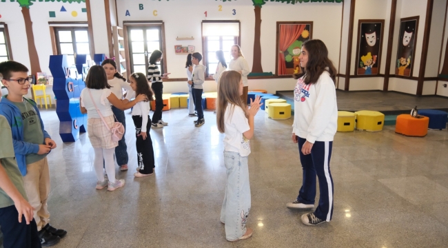 AKŞEHİR BELEDİYESİ TİYATRO KULÜBÜ YARATICI DRAMA ATÖLYE ÇALIŞMALARI BAŞLADI