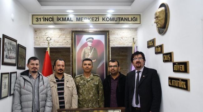 Akşehir Gazeteciler Cemiyeti'nden Garnizon Komutanı Albay Şen'e Ziyaret 