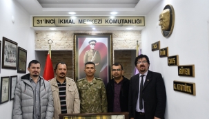 Akşehir Gazeteciler Cemiyeti'nden Garnizon Komutanı Albay Şen'e Ziyaret 