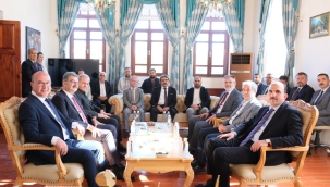 BAŞKAN KÖKSAL, BAŞKAN ALTAY VE HEYETİNİ MAKAMINDA AĞIRLADI 