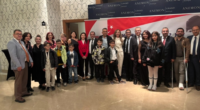 Eğitim-İş Akşehir Temsilciliği Cumhuriyet Balosunda Buluştu 