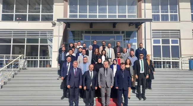 İl Milli Eğitim Müdürü Yiğit'ten Yunak'a Ziyaret 