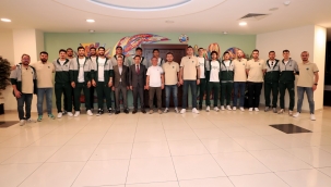 KARATAY BELEDİYESPOR BASKETBOL TAKIMI YENİ SEZON ÖNCESİ BAŞKAN KILCA'YI ZİYARET ETTİ 