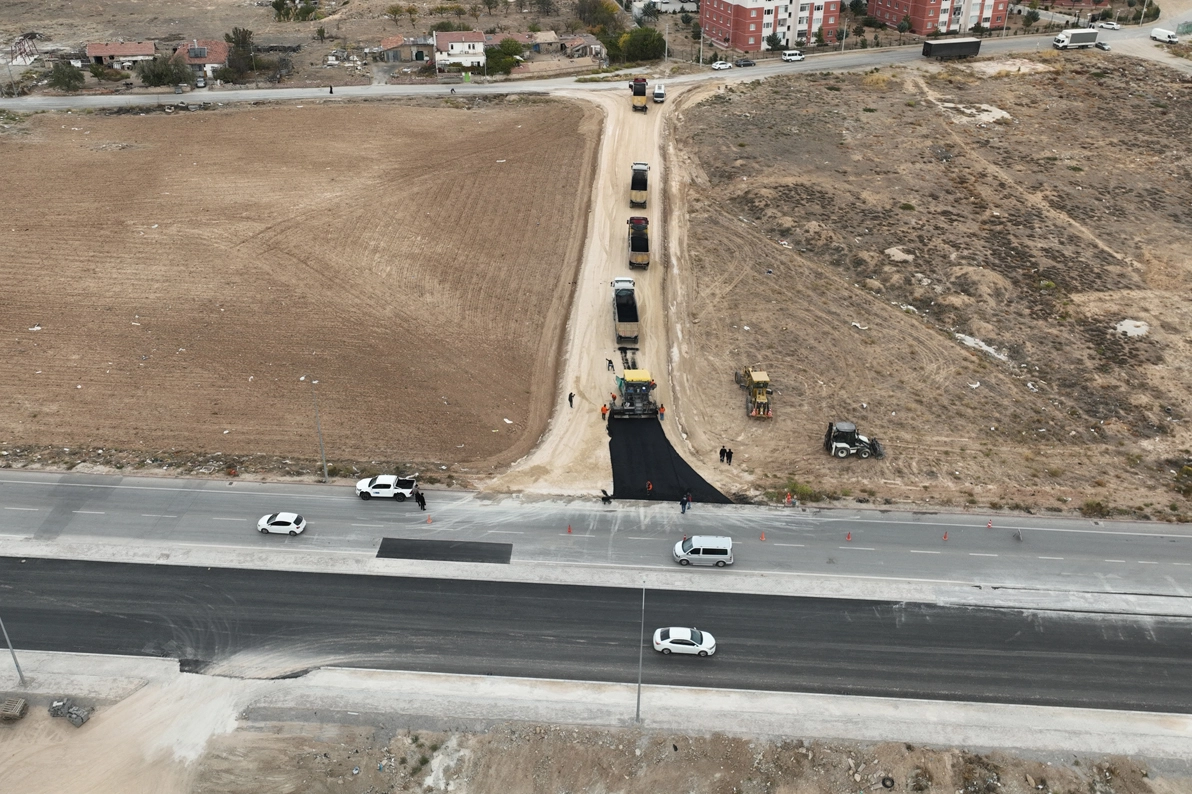 Selçuklu'da asfalt çalışmalarına devam