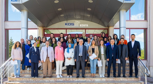 ÜRETKEN KADINLAR AKADEMİSİ'NDE 203 KADIN SERTİFİKA SAHİBİ OLDU 