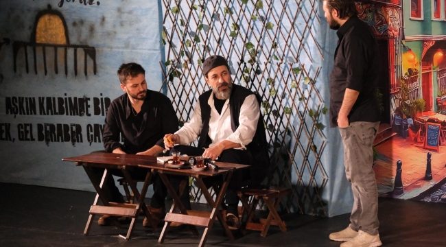 "AYNALAR" SEYDİŞEHİR'DE SAHNELENDİ 