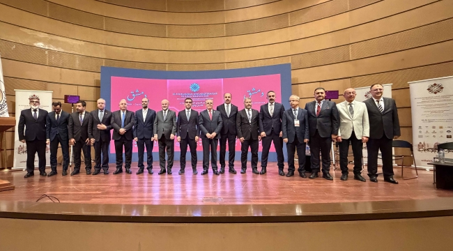 BAŞKAN ALTAY ŞAM’DA DÜZENLENEN 10. ULUSLARARASI DİNİ ARAŞTIRMALAR VE İNSAN SEMPOZYUMU’NDA KONUŞTU: “İNŞALLAH SEMPOZYUMUN 11.SİNİ GAZZE’DE, 12.SİNİ DE KUDÜS’TE YAPMAYI RABBİM BİZE GÖSTERSİN”