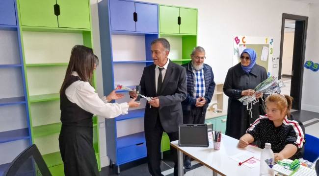 DOSD Meram'da 24 Kasım Öğretmenler Günü Coşkusu 