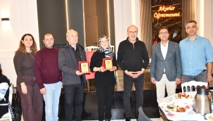 Eğitim-İş Akşehir Temsilciliği Öğretmenler Günü Kahvaltısında Buluştu 