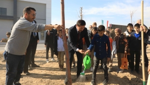 KARATAY'DA 10 BİN 400 METREKARELİK ALANDA FİDAN DİKİLDİ 