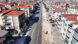 KARATAY'IN DÖRT BİR YANINDA ASFALT VE ALTYAPI ÇALIŞMASI VAR 