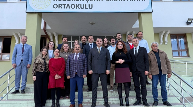 Kaymakam Taşavlı ve Müdür İşcan Kuzören'de Öğretmenlerle Buluştu 