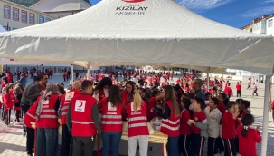 KIZILAY HAFTASI AKŞEHİR'DE ÇEŞİTLİ ETKİNLİKLERLE KUTLANDI 