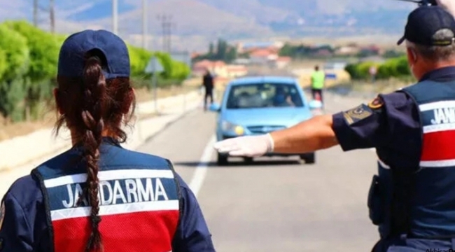 Konya'da Jandarma uygulama yaptı, aranan şahıslar yakalandı 