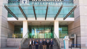 KTO KARATAY ÜNİVERSİTESİ'NDE İHRACAT UZMANLIĞI EĞİTİM PROGRAMININ KAPANIŞ OTURUMU GERÇEKLEŞTİ