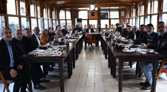 MHP Akşehir "Hayırlı Günler Komşum" Buluşmalarını Gazetecilerle Paylaştı