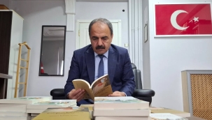 PROF. DR. ÜRÜN'DEN YUNAK OKULLARINA KİTAP ARMAĞANI 
