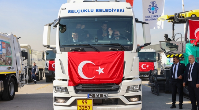 SELÇUKLU BELEDİYESİ ARAÇ FİLOSUNA 71 ARAÇ DAHA İLAVE ETTİ 