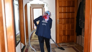 SEYDİŞEHİR BELEDİYESİ EVDE TEMİZLİK PROJESİNE ARALIKSIZ DEVAM EDİYOR 