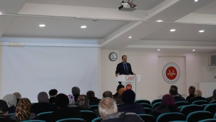 90 Hacı Adayına Bilgilendirme Toplantısı Düzenlendi 