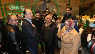 BAŞKAN ALTAY 17. ALTIN DOKUNUŞLAR FESTİVALİ'NDE ZİYARETÇİLERLE VE ÇOCUKLARLA BULUŞTU 