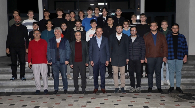 BAŞKAN KILCA VE AKİF DEMİRCİ ÖĞRENCİLERLE BİR ARAYA GELDİ 