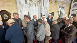 BAŞKAN PEKYATIRMACI REGAİP KANDİLİ MÜNASEBETİYLE VATANDAŞLARLA BİR ARAYA GELDİ 