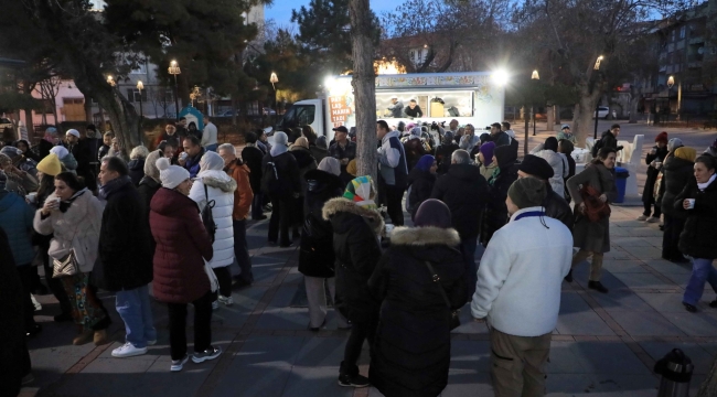 KARATAY BELEDİYESİ'NDEN ŞEB-İ ARUS'A ÖZEL ÇORBA İKRAMI 