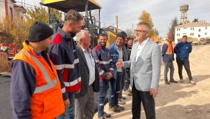 KESECİK MAHALLESİNE SICAK ASFALT 