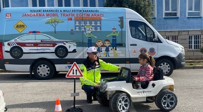 Konya'da 3 bin kişiye trafik güvenliği konusunda eğitim verildi 