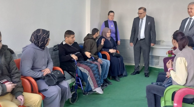 Milli Eğitim Müdürü Topaloğlu'ndan Özel Aktif Eğitim ve Rehabilitasyon Merkezi'ni ziyaret 