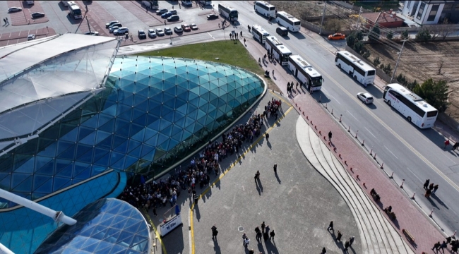 SELÇUKLU'NUN TARİHİ VE KÜLTÜREL MEKANLARI ŞEB-İ ARUS BOYUNCA YOĞUN İLGİ GÖRDÜ 