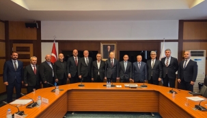 Ticaret Bakanlığı'nda Haşhaş Ticareti İstişare Toplantısı Gerçekleştirildi 