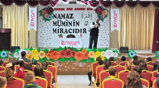 Yazar Ahmet Bulut'tan Envar Koleji'nde Maneviyat Dolu Bir Gün  