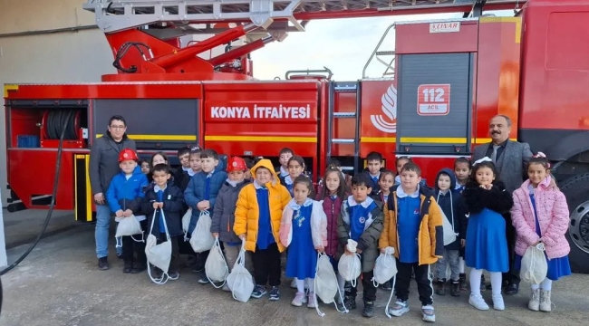 Yunak'taki 1. Sınıf Öğrencileri İtfaiye Bilinci Kazanıyor 