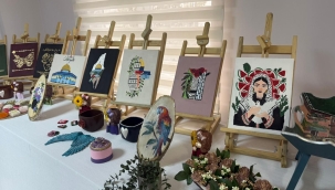 Akşehirde Üniversite Öğrencilerinden El Sanatları Sergisi 