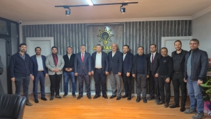Bakan Yardımcısı Oruç Baba İnan'dan AK Parti Akşehir'e ziyaret