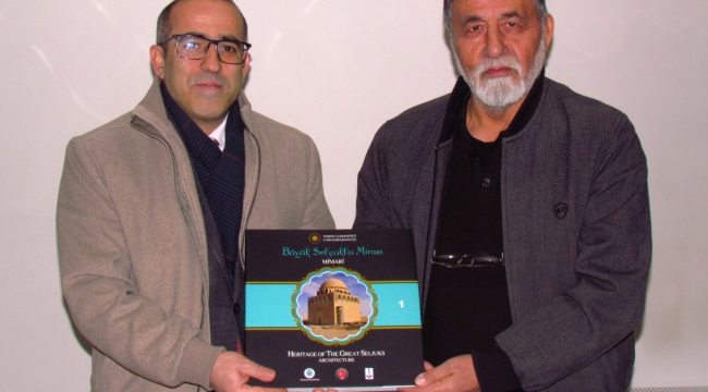 BAKİLER, ÖRNEK BİR ŞAİR VE ŞAHSİYETTİR 