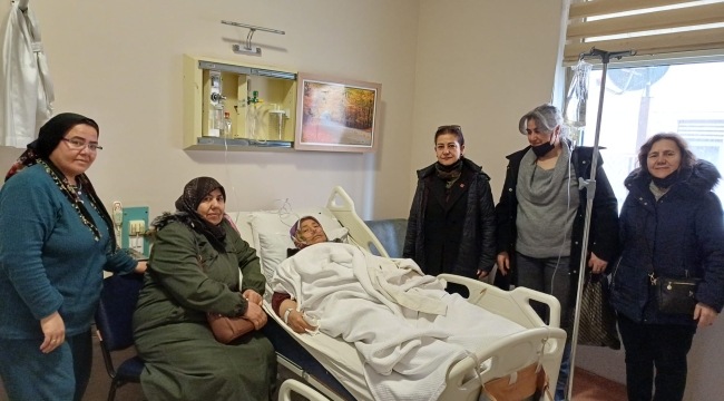 CHP AKŞEHİR KADIN KOLLARI'NDAN ANLAMLI ZİYARET 