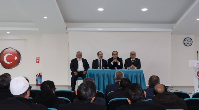 Din Görevlilerine Yönelik 2026 Yılı Hac ve Umre Semineri Akşehir'de Gerçekleştirildi. 