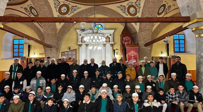 İplikçi Camii'nde "Ailece Sabah Namazında Buluşuyoruz" Programı Düzenlendi 
