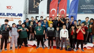 KARATAY BELEDİYESPOR GÜREŞ TAKIMI KAHRAMANMARAŞ'TAN İKİNCİLİKLE DÖNDÜ 