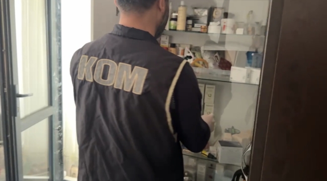 Konya'da kaçak klinik operasyonu: Binlerce tıbbi malzeme ele geçirildi 